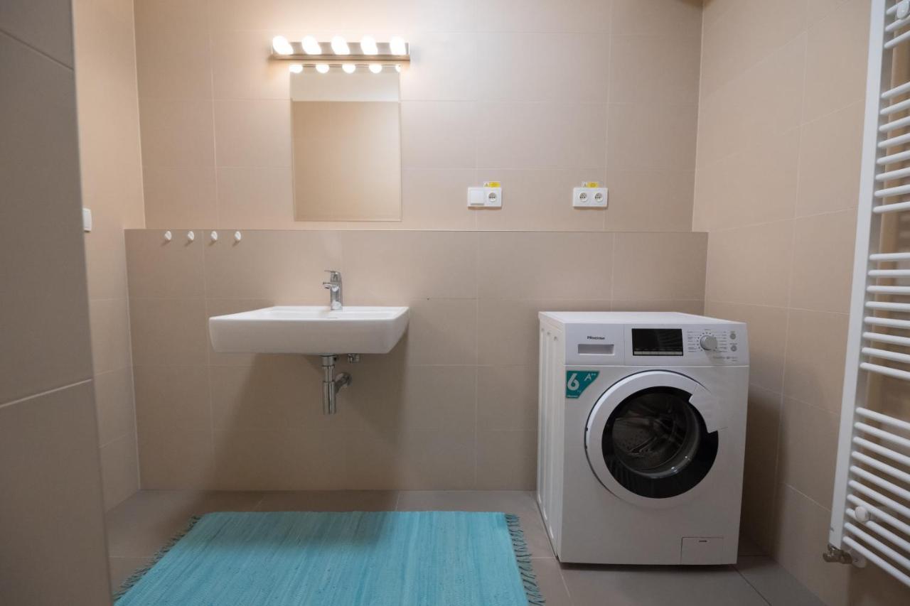 Bein Apartment With Parking 布尔诺 外观 照片